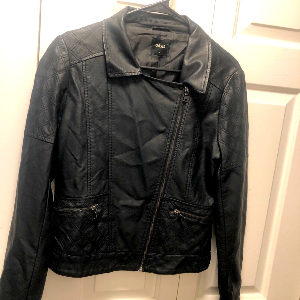 Oasis Women’s Black Rivet Leather Motorcycle Full Zip Jacket Size Medium